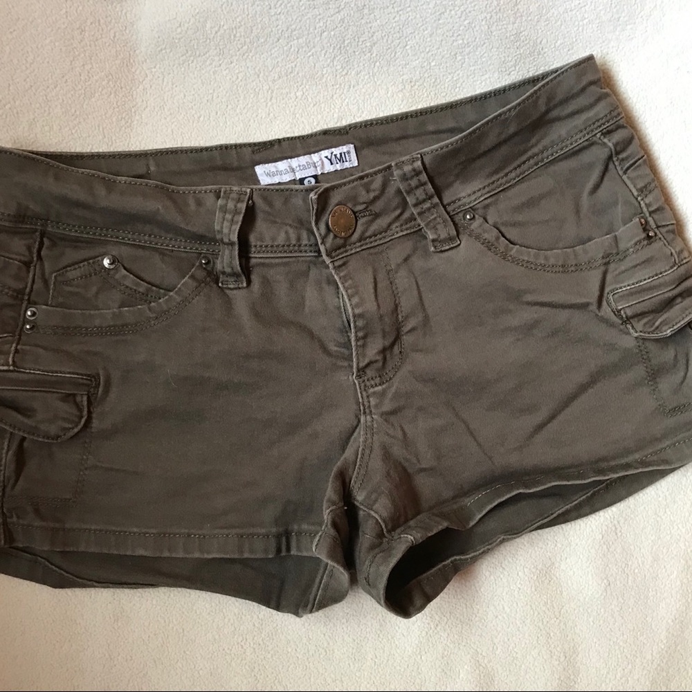 Wannabetterbutt Short Shorts